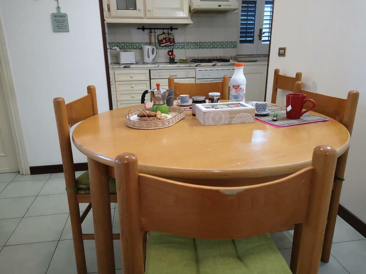 泰尔米尼伊梅雷塞A Casa Di Zara别墅 外观 照片