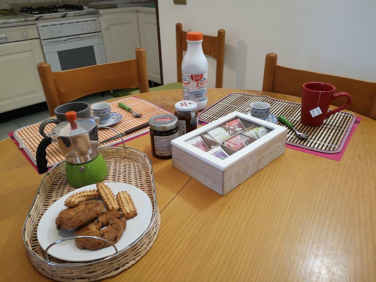 泰尔米尼伊梅雷塞A Casa Di Zara别墅 外观 照片
